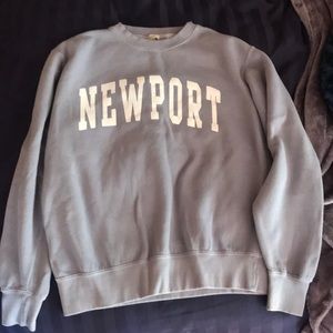 Brandy Melville Newport sweatshirt